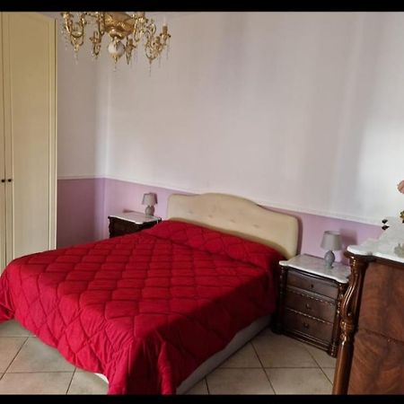 شقة La Casa Di Mamma نابولي المظهر الخارجي الصورة