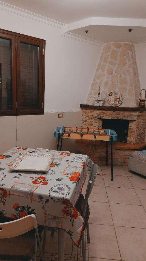 شقة La Casa Di Mamma نابولي المظهر الخارجي الصورة