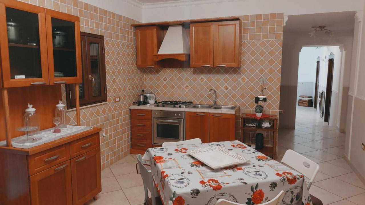 شقة La Casa Di Mamma نابولي المظهر الخارجي الصورة